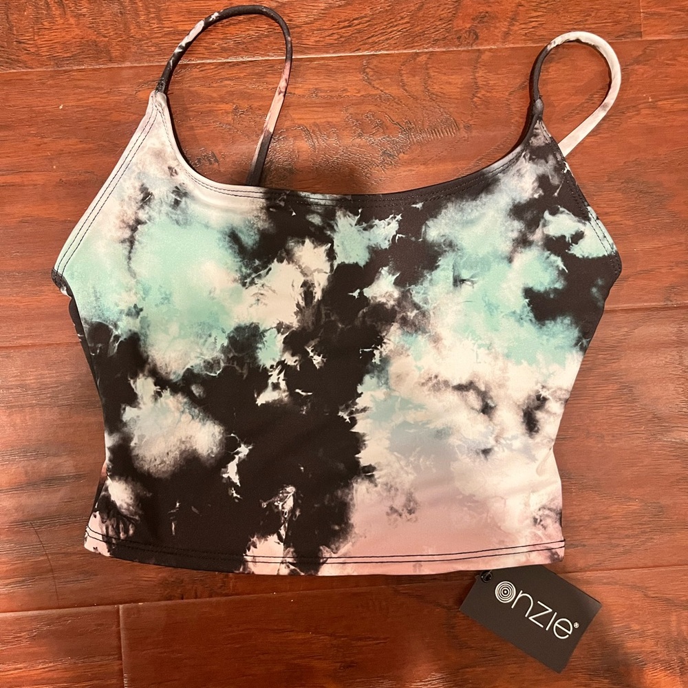nwt onzie tie dye cropped workout tank